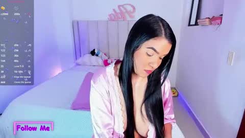 Danna   online show from 10.06.25