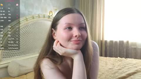 Snapshot of shelleyhayworth chatting on 03.04.25 Kira online show from 03.04.25