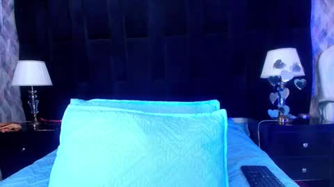 Shelsy online show from 02.20.25