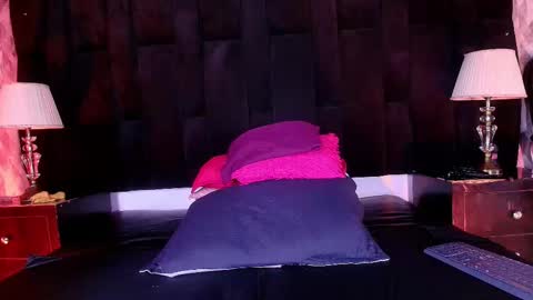 Shelsy online show from 10.04.25