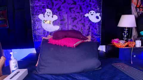 Shelsy online show from 10.23.25