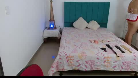 Shena online show from 04.05.26