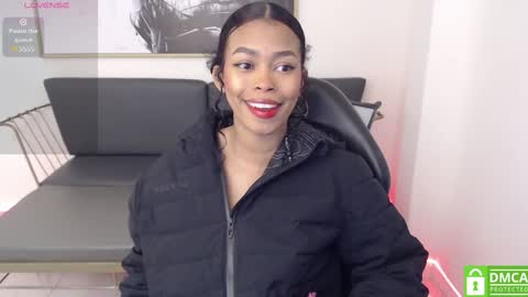 Shenna online show from 02.02.25