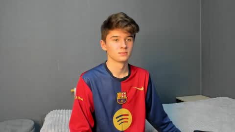 Snapshot of sherlockmax chatting on 10.17.25 Max online show from 10.17.25