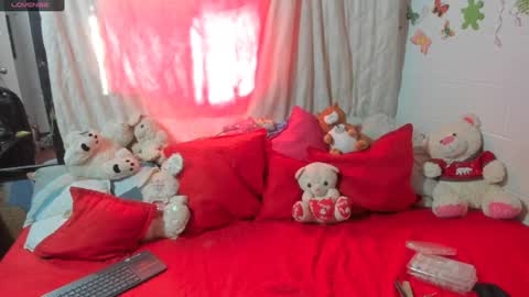  Maria Saenz online show from 01.08.25