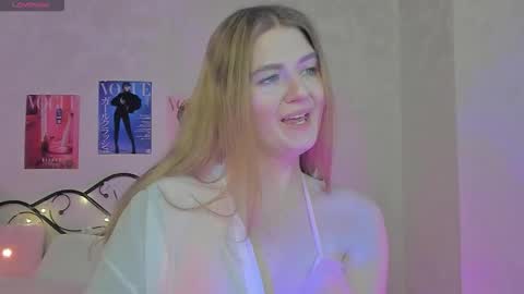 Snapshot of sherritate chatting on 12.19.25 Sherri online show from 12.19.25