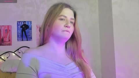 Snapshot of sherritate chatting on 12.20.25 Sherri online show from 12.20.25