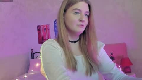 Snapshot of sherritate chatting on 12.22.25 Sherri online show from 12.22.25