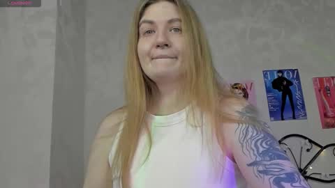 Snapshot of sherritate chatting on 02.09.26 Sherri online show from 02.09.26