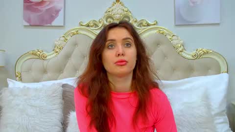 Snapshot of sherrybaers chatting on 11.26.25 Sherry online show from 11.26.25