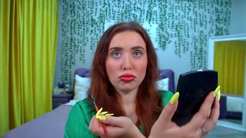 Snapshot of sherrybaers chatting on 11.27.25 Sherry online show from 11.27.25