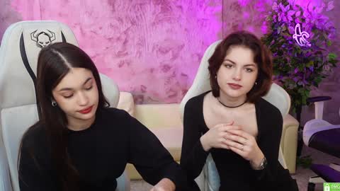 Snapshot of sheryl_elegance chatting on 01.14.25 Sheryl online show from 01.14.25