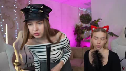 Snapshot of sheryl_elegance chatting on 01.28.25 Sheryl online show from 01.28.25