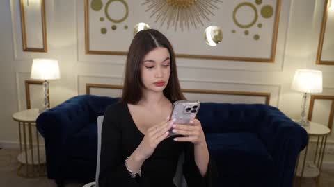 Snapshot of sheryl_elegance chatting on 02.05.25 Sheryl online show from 02.05.25