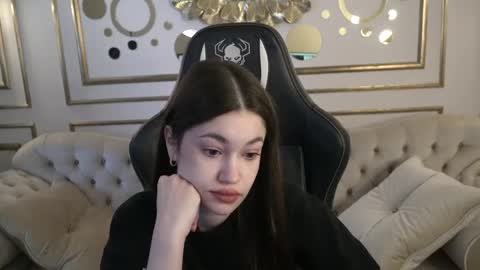 Snapshot of sheryl_elegance chatting on 02.10.25 Sheryl online show from 02.10.25