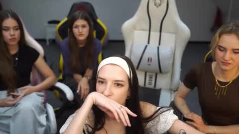 Snapshot of sheryl_elegance chatting on 09.10.25 Sheryl online show from 09.10.25