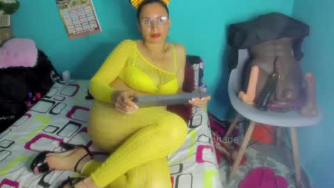 Snapshot of sherylov chatting on 06.02.26 Shera Hade online show from 06.02.26
