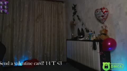 Snapshot of sheslike_firstlove chatting on 02.16.25 Vanessa online show from 02.16.25