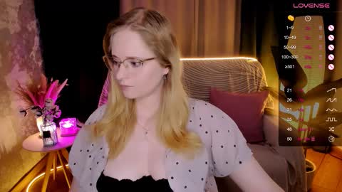 Hello guys my name is Aemilia online show from 11.04.25