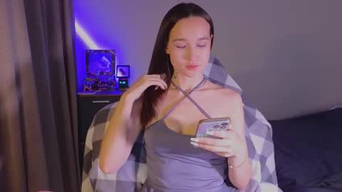 Snapshot of shey1i chatting on 11.24.25 Sheyli online show from 11.24.25