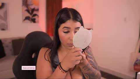 Sheyla Bakerr  online show from 11.28.25