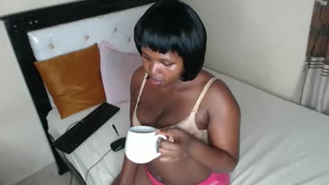 Snapshot of shinadee chatting on 11.09.25 shinadee online show from 11.09.25