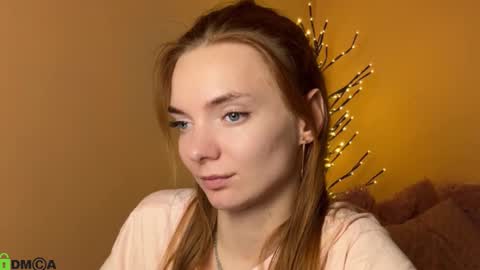 Snapshot of shinelikea_diamond chatting on 03.18.26 Alexis online show from 03.18.26