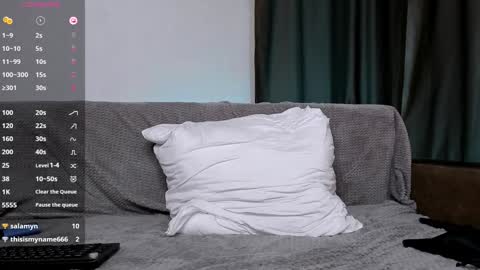 Jennifer  Streaming time online show from 01.28.25