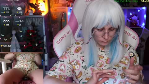 Snapshot of shirayuki_hime chatting on 12.12.24 Im Lilu Rosenblum Guys I have ----Ill be glad to see you there online show from 12.12.24