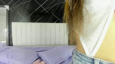 shirleyhott online show from 10.04.25