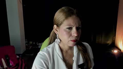 shirly online show from 11.04.25