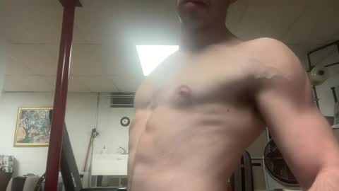 shirtlesshunk15 online show from 07.02.26