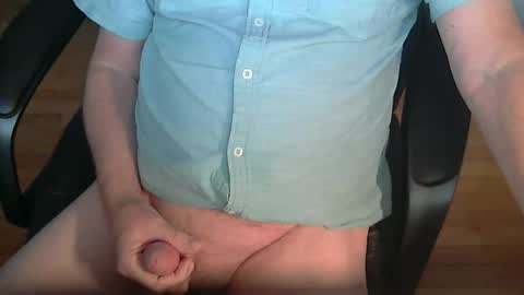 Snapshot of shlup chatting on 11.19.25 shlup online show from 11.19.25