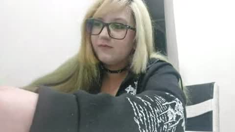 Snapshot of shondrapisani chatting on 06.29.26 shondrapisani online show from 06.29.26