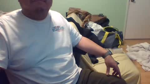 Snapshot of shortmex24br chatting on 01.05.25 Jose R online show from 01.05.25