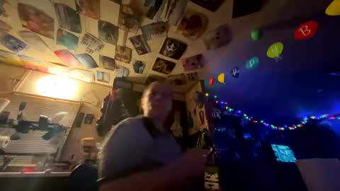 shorty920505 online show from 12.14.25