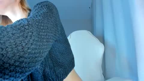 Snapshot of showmejenny chatting on 02.03.26 jennywoody online show from 02.03.26