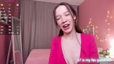 Neila online show from 11.22.25