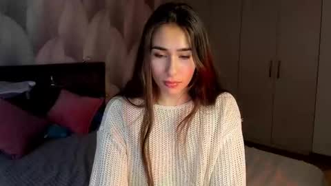 Mika online show from 11.03.25