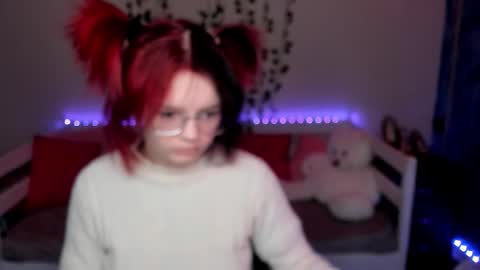 shy_elina01 online show from 11.14.25