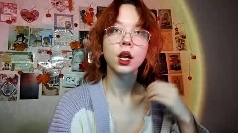 Snapshot of shy_kiss_twinkle_bloop chatting on 12.02.25 Milena online show from 12.02.25