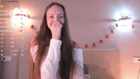 Snapshot of shy_starlight chatting on 11.30.25 Melanie online show from 11.30.25