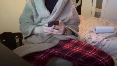 Snapshot of shyboy0533 chatting on 11.09.25 shyboy0533 online show from 11.09.25