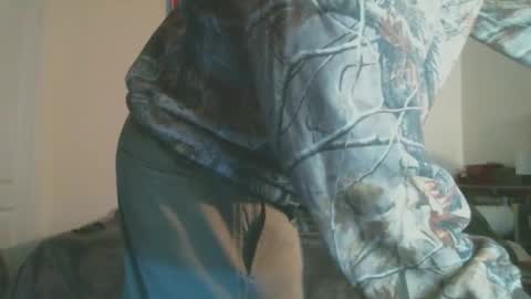 shyboyhugecum2020 online show from 02.28.26