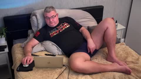 shyboymat69 online show from 10.29.25