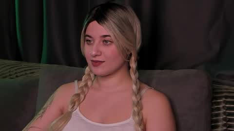 Mary online show from 10.11.25