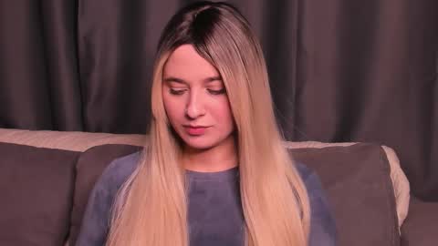 Mary online show from 10.18.25