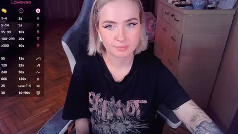 Effie online show from 01.04.25