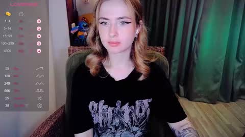 Snapshot of shyfoxxxy chatting on 01.08.26 Effie online show from 01.08.26