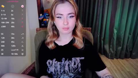 Snapshot of shyfoxxxy chatting on 01.19.26 Effie online show from 01.19.26